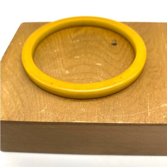 Vintage Butterscotch Bakelite Bangles Set of 2‎ Retro Bracelets - Picture 3 of 6
